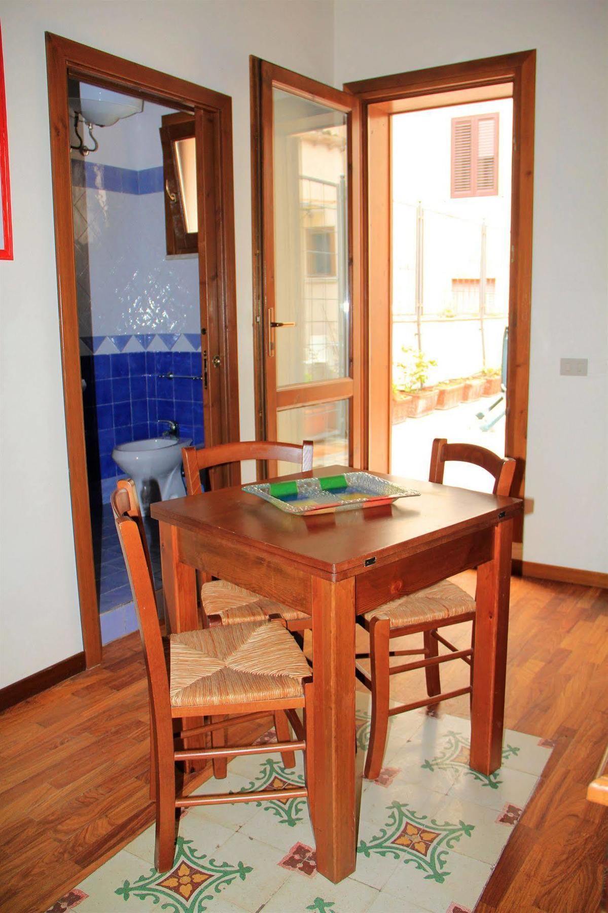 Abita Appartamenti Trapani Bagian luar foto