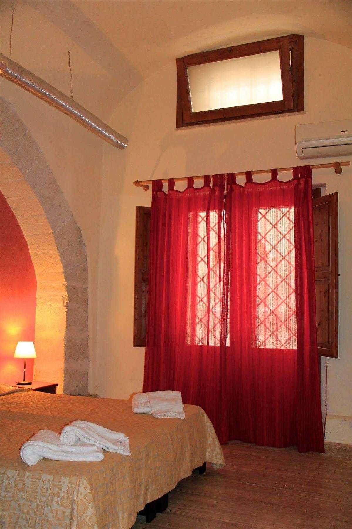Abita Appartamenti Trapani Bagian luar foto